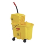 Rubbermaid ® Wave Break® 1887305 35 qt Polypropylene Yellow Mop Bucket with Wringer